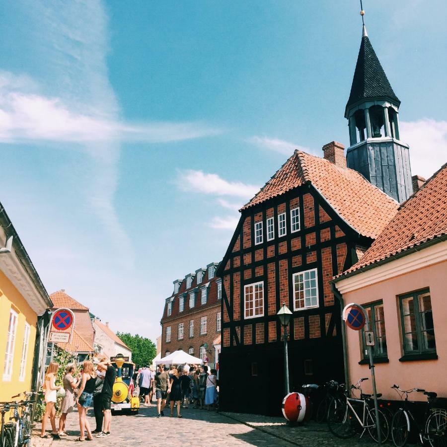 Ebeltoft Midtby Apartment Exterior foto